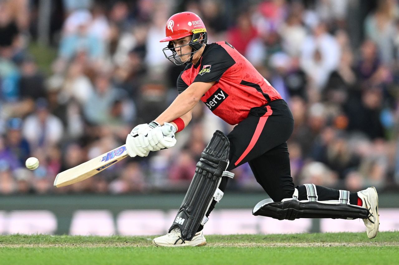 Jacob Bethell kept Melbourne Renegades in the game with a 38-ball fifty, Hobart Hurricanes vs Melbourne Renegades, BBL 2024-25, Hobart, January 14, 2025
