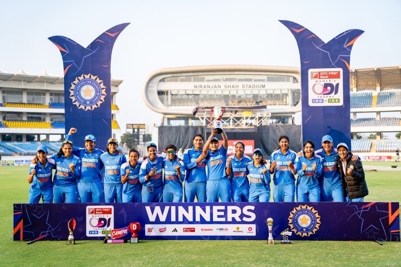 India women pose with the trophy after beating Ireland 3-0 in the ODIs, India vs Ireland, 3rd ODI, Rajkot, January 15, 2025