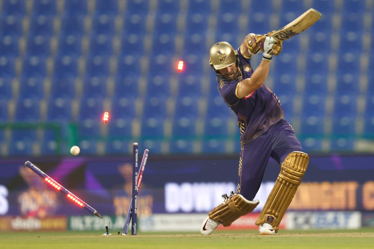 Adam Milne made a mess of Phil Salt's stumps, Abu Dhabi Knight Riders vs Sharjah Warriorz, Abu Dhabi, ILT20 2025, January 15, 2025