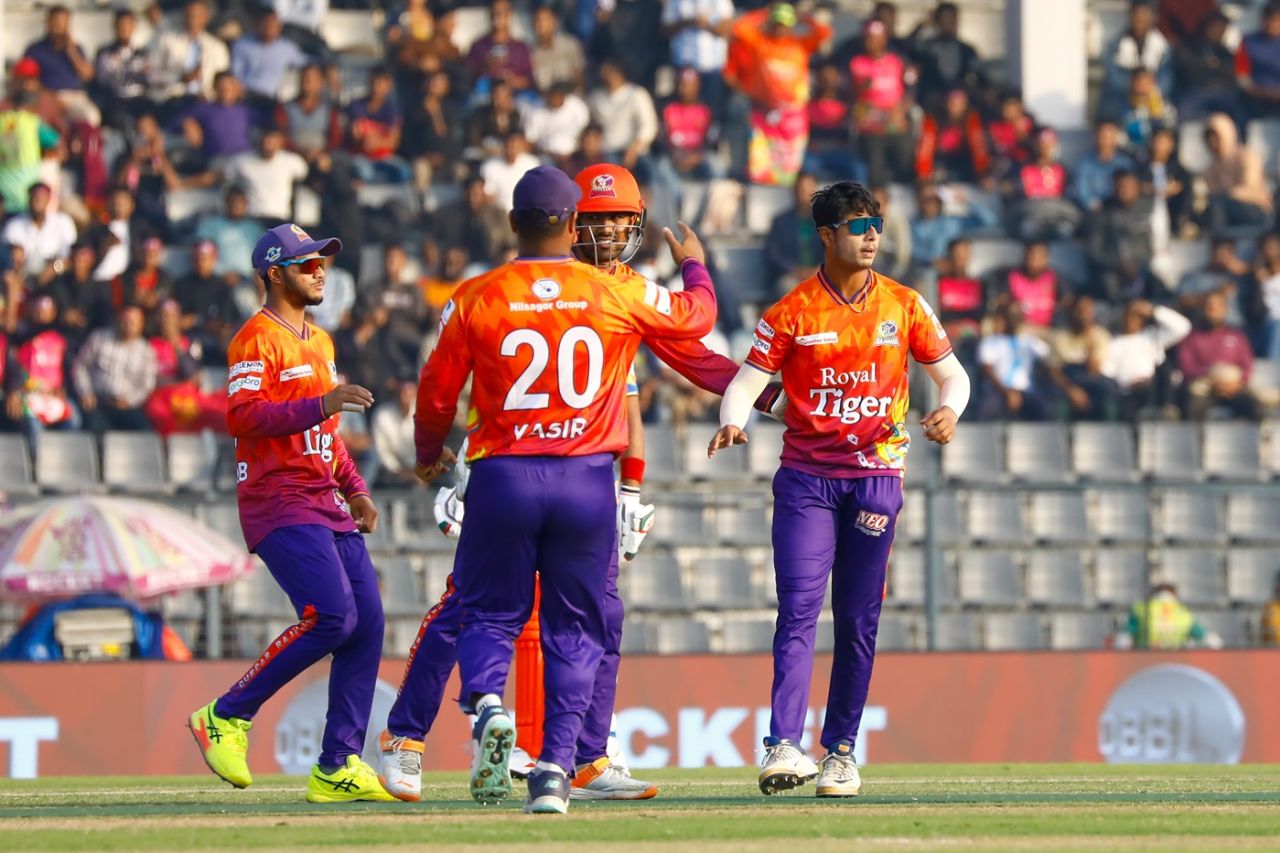 Durbar Rajshahi players celebrate a wicket, Durbar Rajshahi vs Khulna Tigers, BPL, Sylhet, January 10, 2025
