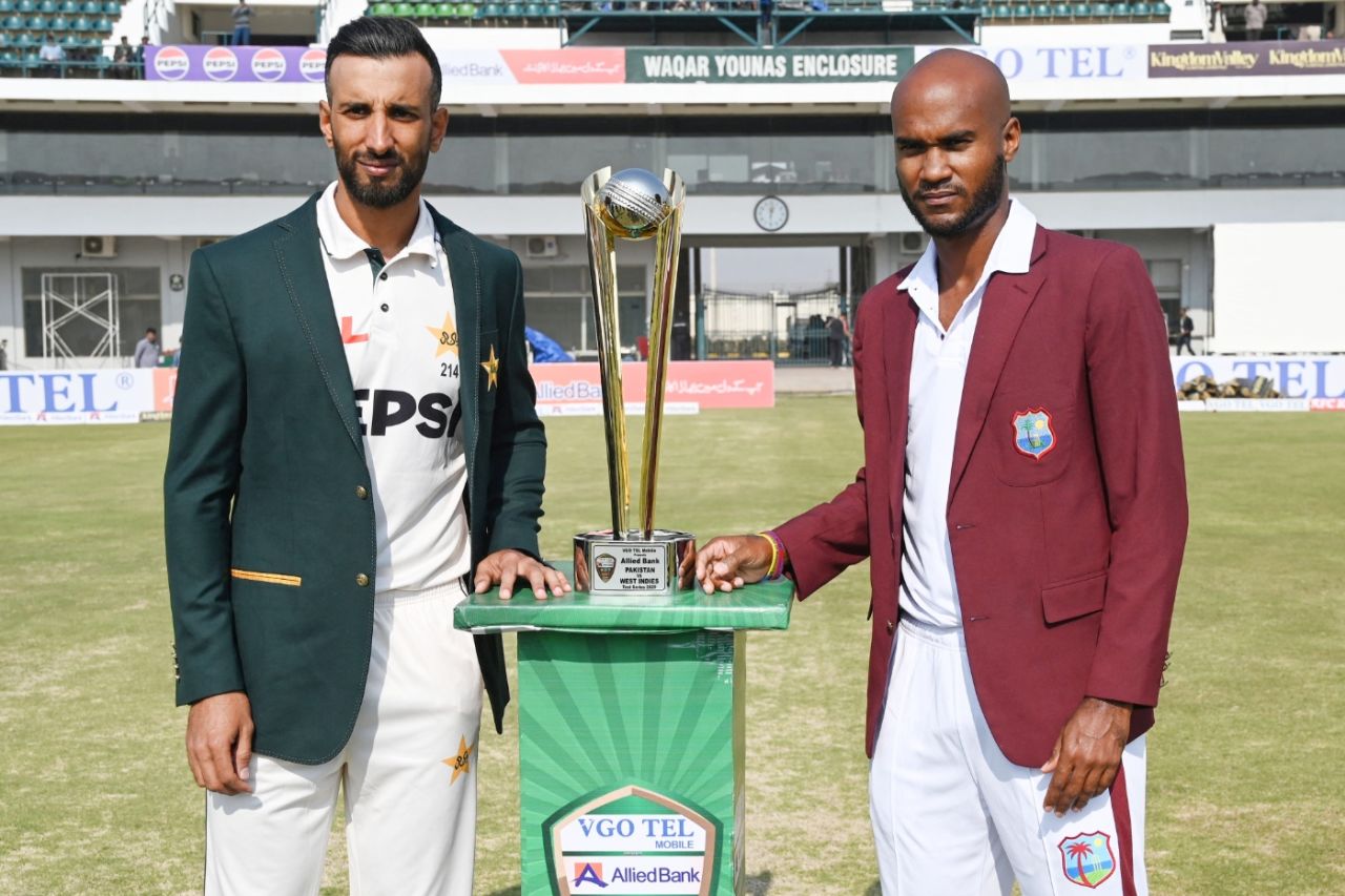 Shan Masood and Kraigg Brathwaite pose with the trophy, Multan, January 16, 2025