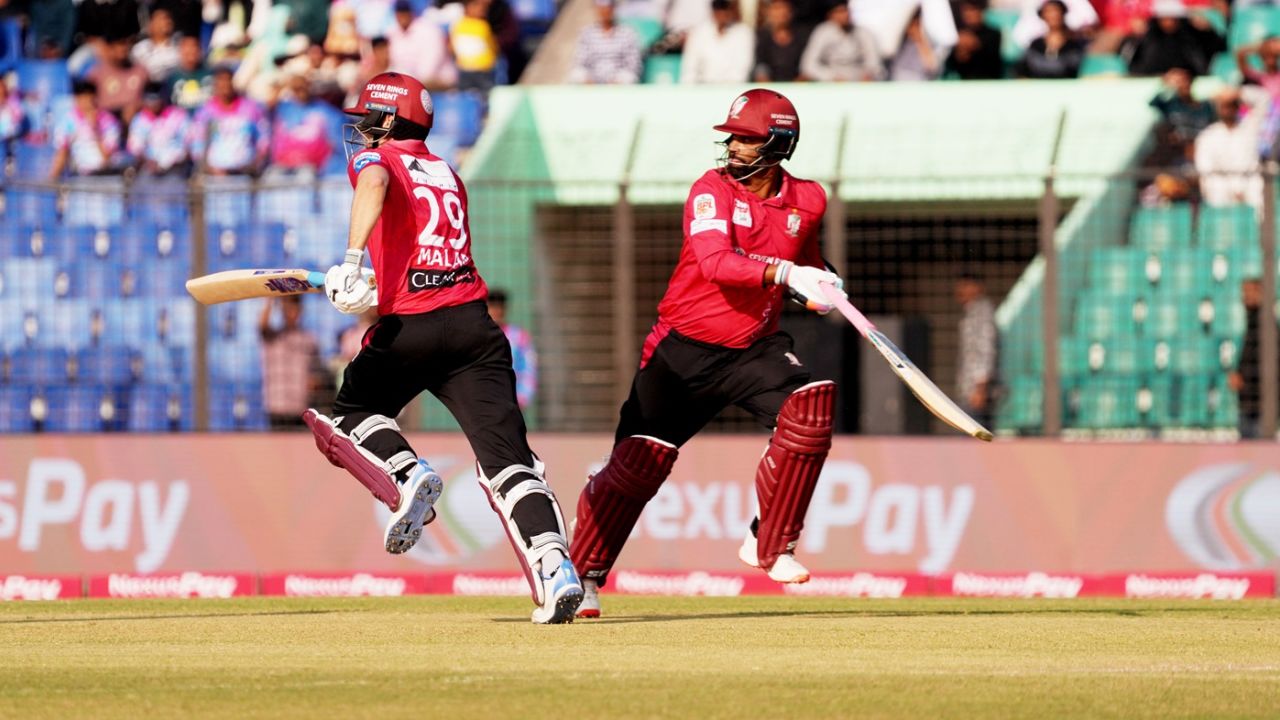 Tamim Iqbal and Dawid Malan take off for a run, Chittagong Kings vs Fortune Barishal, BPL, January 19, 2025