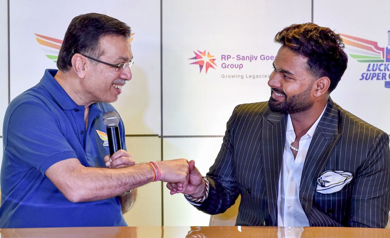 Lucknow Super Giants owner Sanjiv Geonka and Rishabh Pant at the captaincy announcement, Kolkata, January 20, 2025