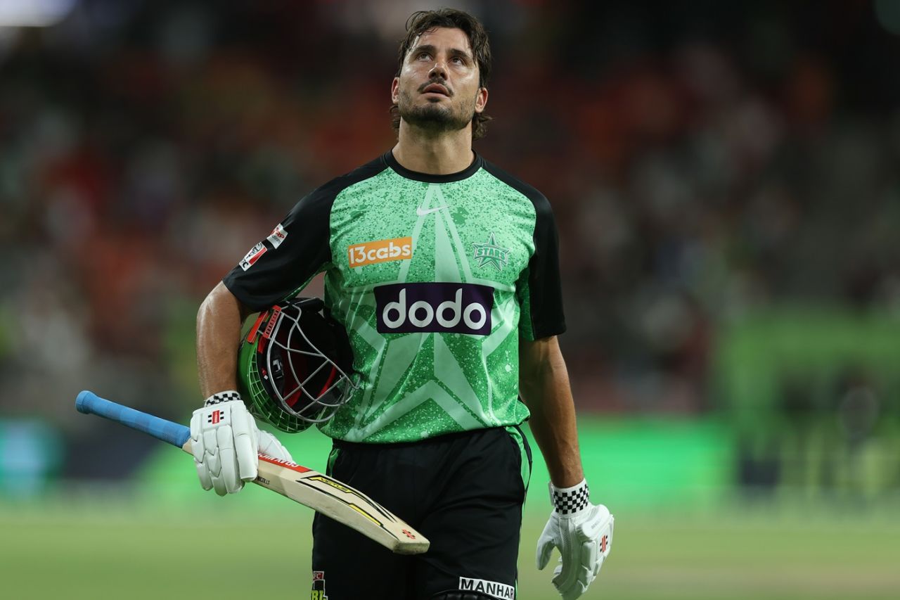 Marcus Stoinis walks off after struggling for his 15, Sydney Thunder vs Melbourne Stars, Knockout, BBL, Sydney, January 22, 2025