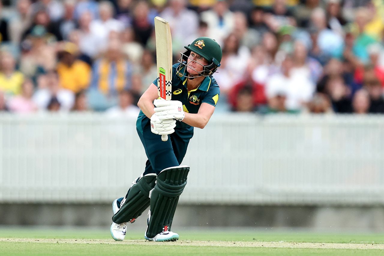 Beth Mooney was quickly into her stride, Australia vs England, 2nd T20I, Women's Ashes, Canberra, January 23, 2025