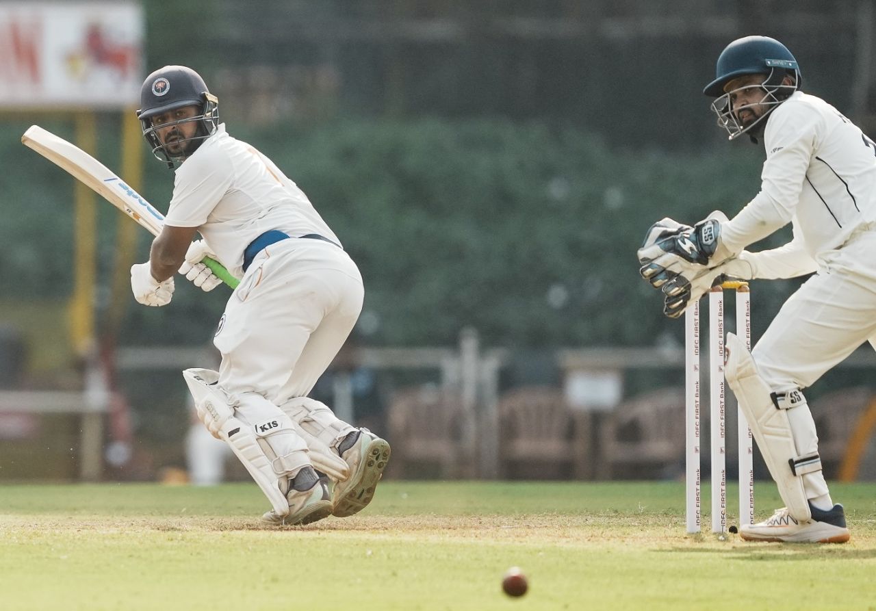 Shubham Khajuria glances one fine as Hardik Tamore looks on from behind the stumps, Mumbai vs Jammu and Kashmir, Sharad Pawar Cricket Academy, day 1, Ranji Trophy, January 23, 2025