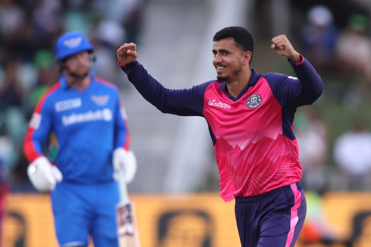Mujeeb Ur Rahman picked up the big wickets of Quinton de Kock and Heinrich Klaasen, Durban's Super Giants vs Paarl Royals, SA20 2025, Durban, January 23, 2025