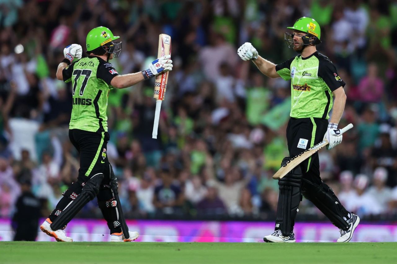 Sam Billings and Nathan McAndrew celebrate victory, Sydney Sixers vs Sydney Thunder, Challenger, BBL, Sydney, January 24, 2025