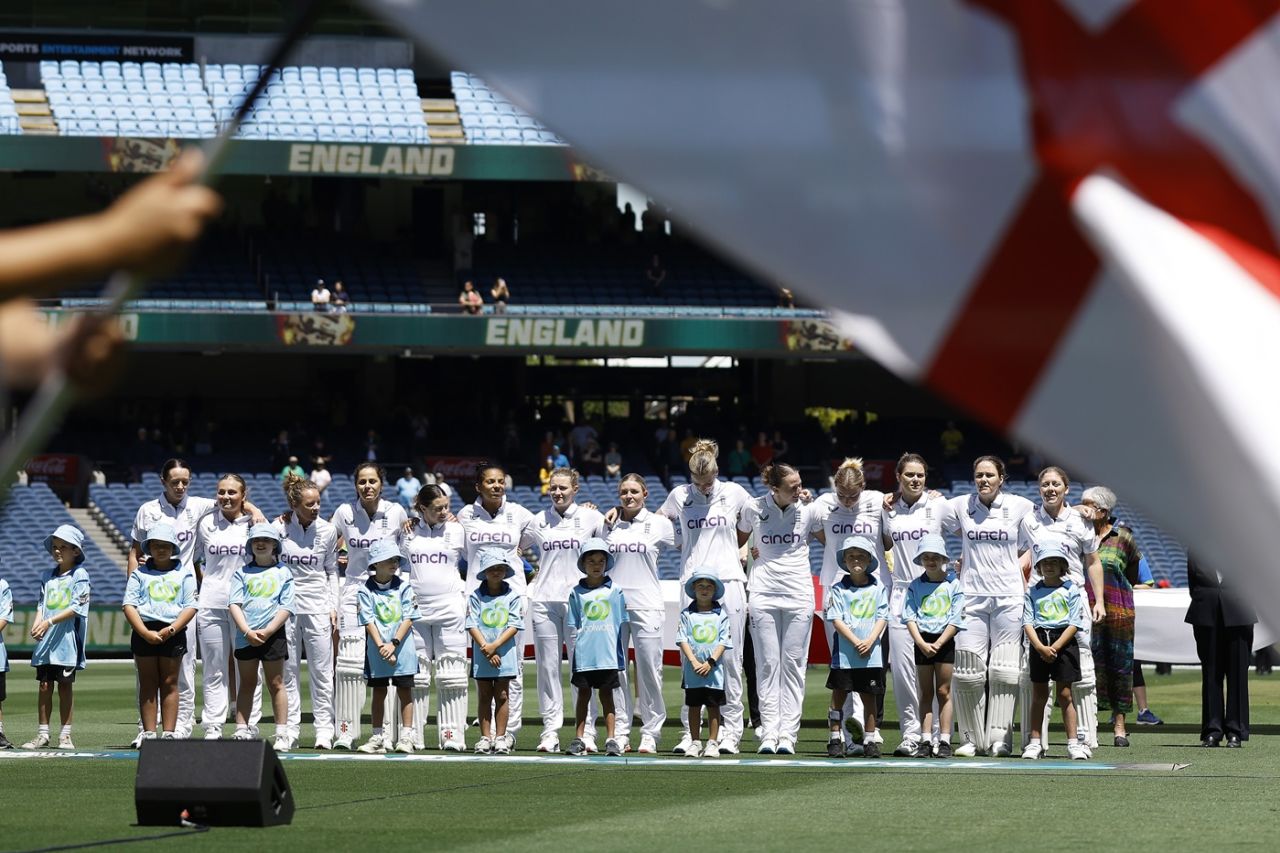 England line up for the national anthem, Australia vs England, Women's Ashes, only Test, 1st day, Melbourne, January 30, 2025