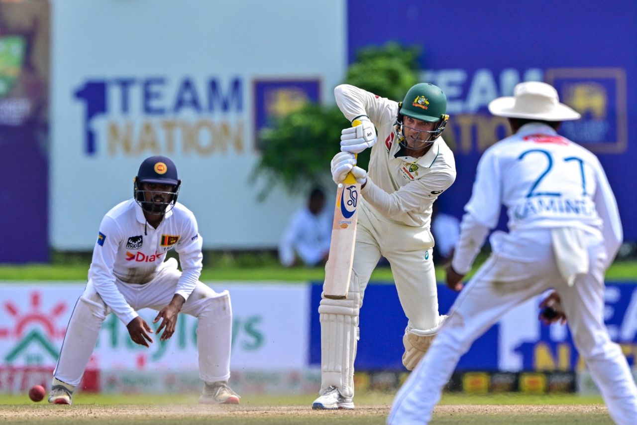 Alex Carey hits down the ground, Sri Lanka vs Australia, 1st Test, Galle, 2nd day, January 30, 2025
