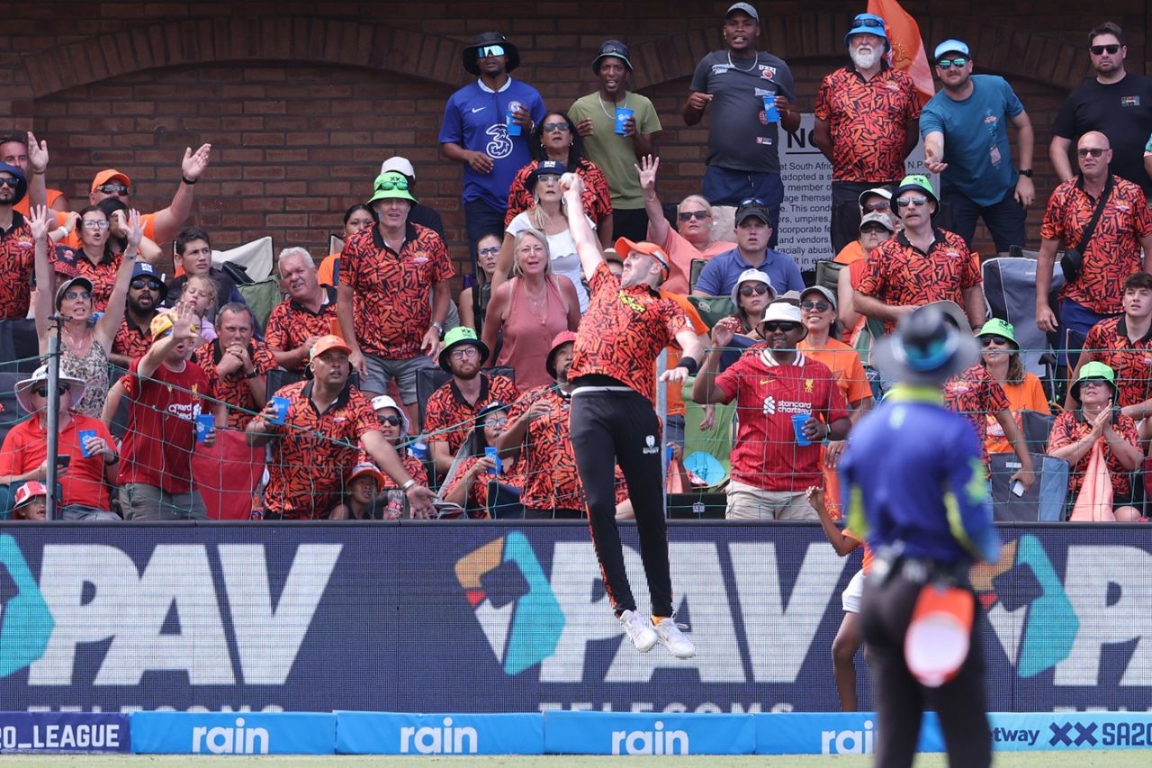 Craig Overton picked up a screamer to dismiss Rubin Hermann, Sunrisers Eastern Cape vs Paarl Royals, SA20, Gqeberha, February 1, 2025