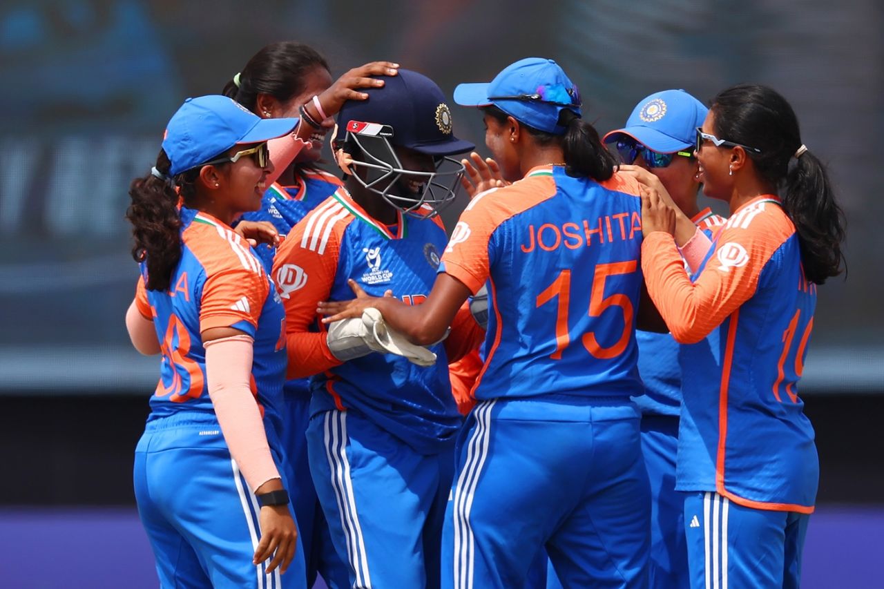 Wicketkeeper G Kamalini picked up an outstanding catch, India vs South Africa, Under-19 Women's T20 World Cup final, Kuala Lumpur, February 2, 2025