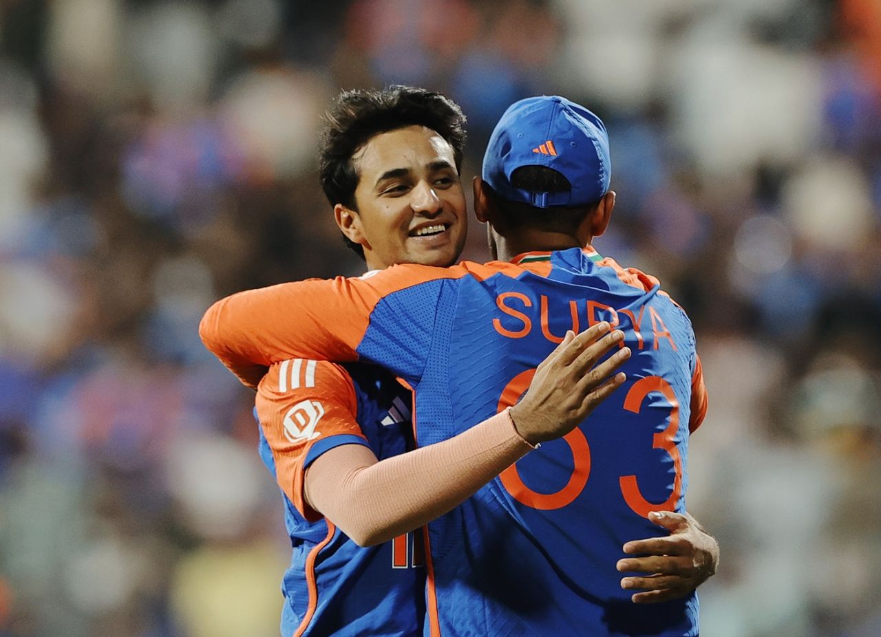 Abhishek Sharma celebrates with Suryakumar Yadav, India vs England, 5th T20I, Wankhede Stadium, Mumbai, February 2, 2025