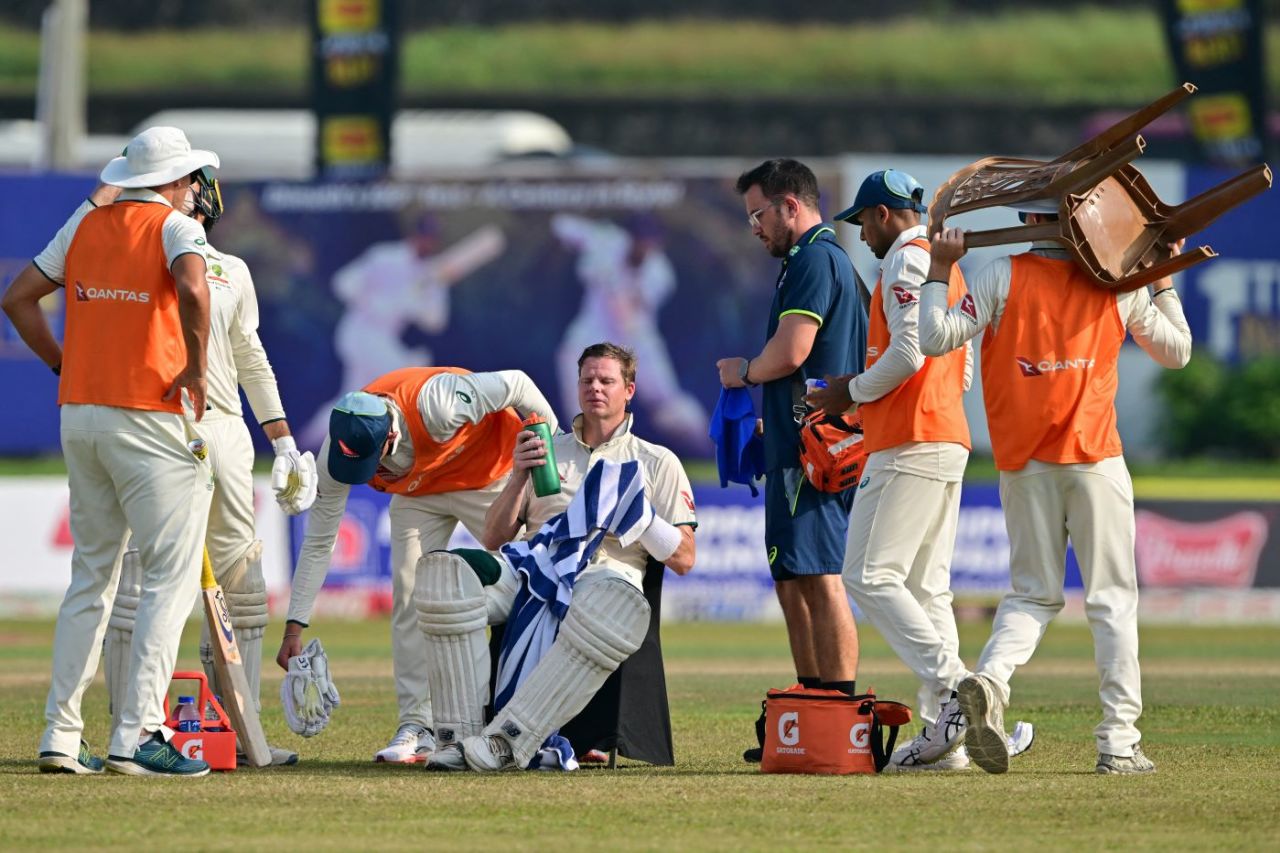 Steven Smith takes a seat at drinks, Sri Lanka vs Australia, 2nd Test, Galle, 2nd day, February 7, 2025