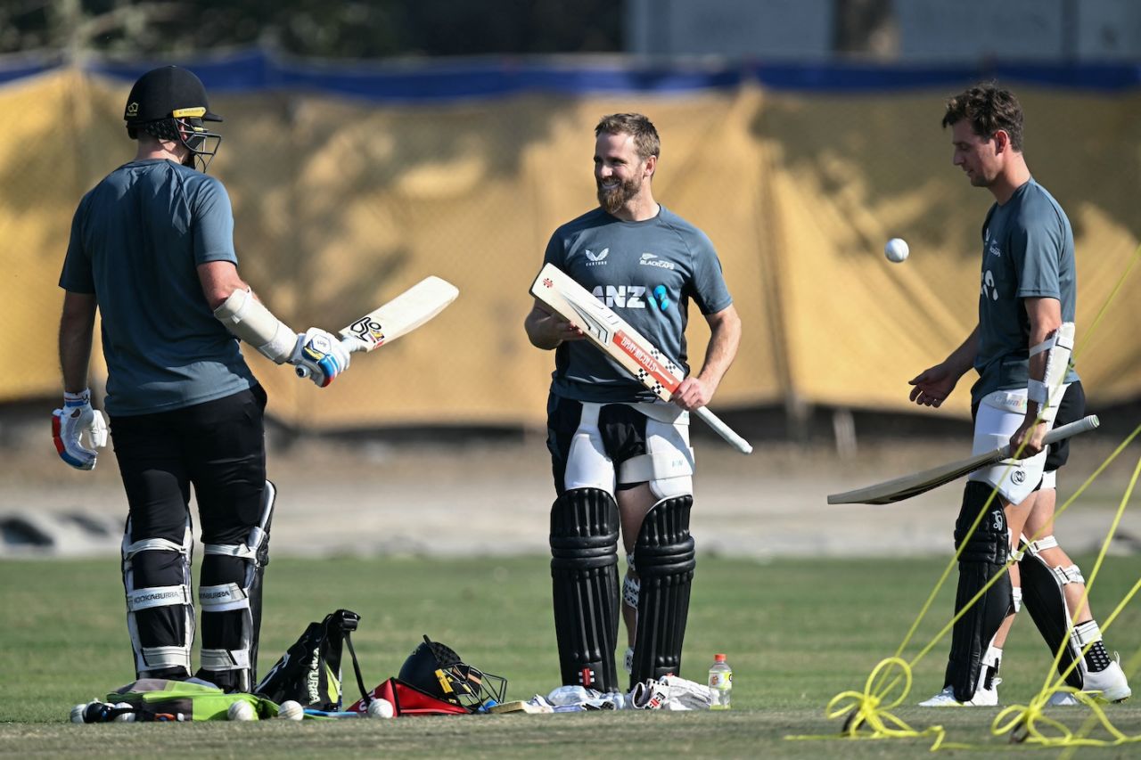 [L to R] Michael Bracewell, Kane Williamson and Matt Henry at a training session, Pakistan vs New Zealand, 1st game, Pakistan tri-series, Lahore, February 7, 2025