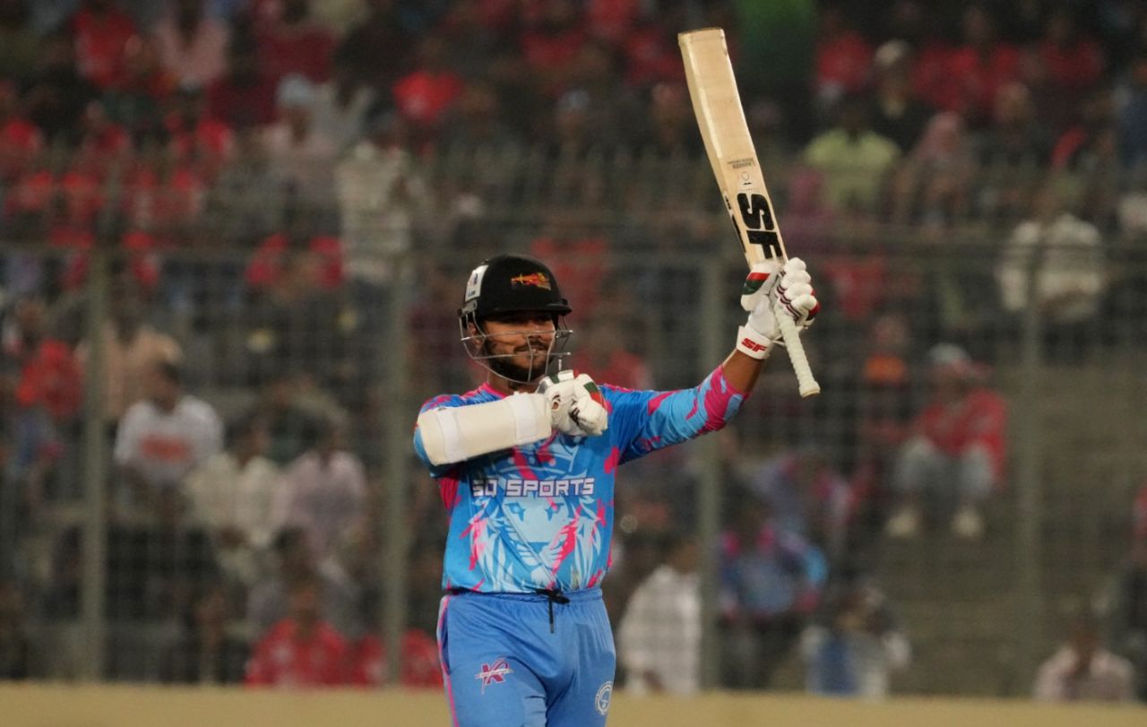 Parvez Hossain Emon batted through Chittagong Kings' innings to score 78 not out off 49, Chittagong Kings vs Fortune Barishal, Bangladesh Premier League, BPL 2024-25, final, Dhaka, February 7, 2025