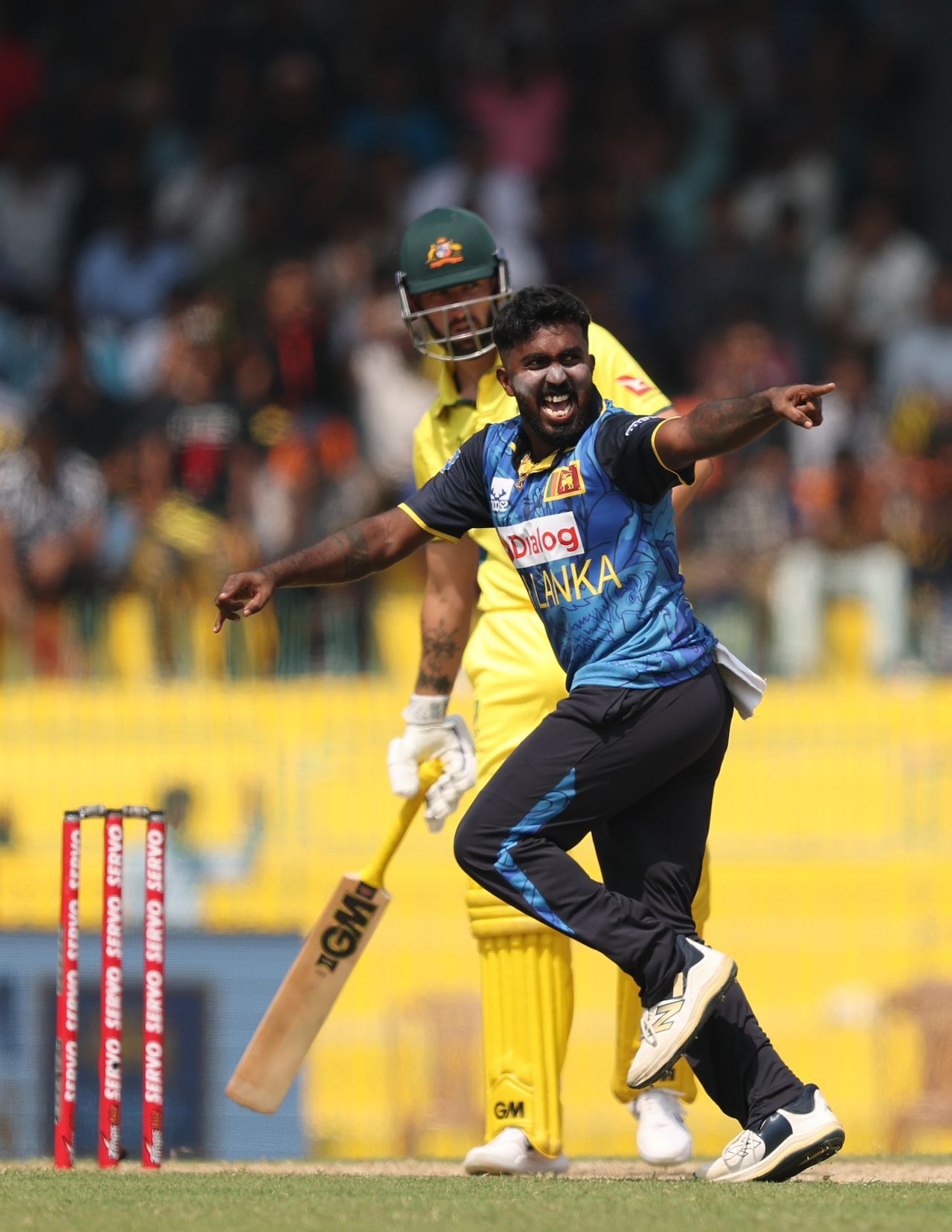 Asitha Fernando struck on the second ball of the chase, Sri Lanka vs Australia, 1st ODI, Colombo, February 12, 2025