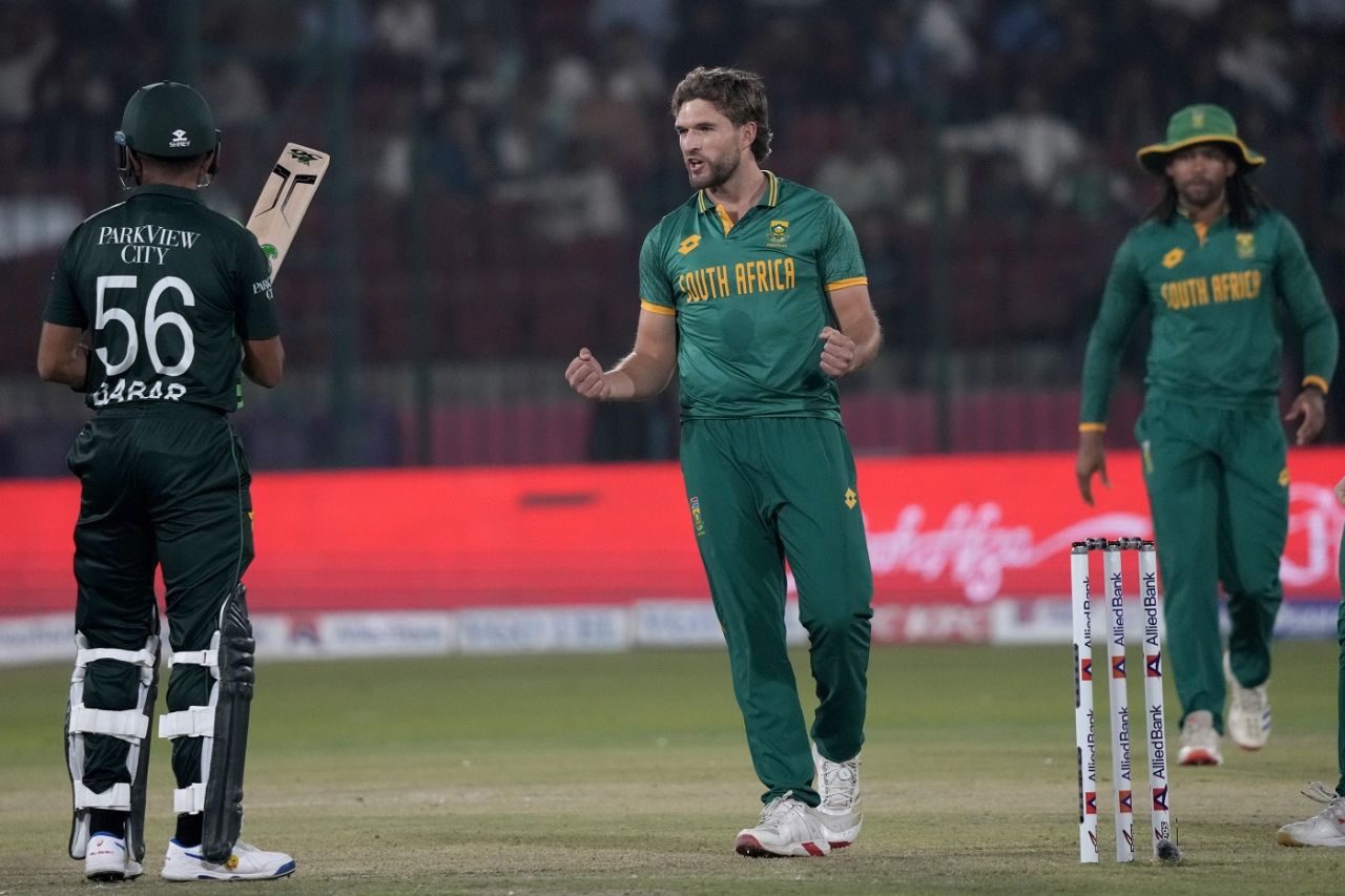 Wiaan Mulder had a few words for Babar Azam after dismissing him lbw, Pakistan vs South Africa, ODI tri-series, Karachi, February 12, 2025