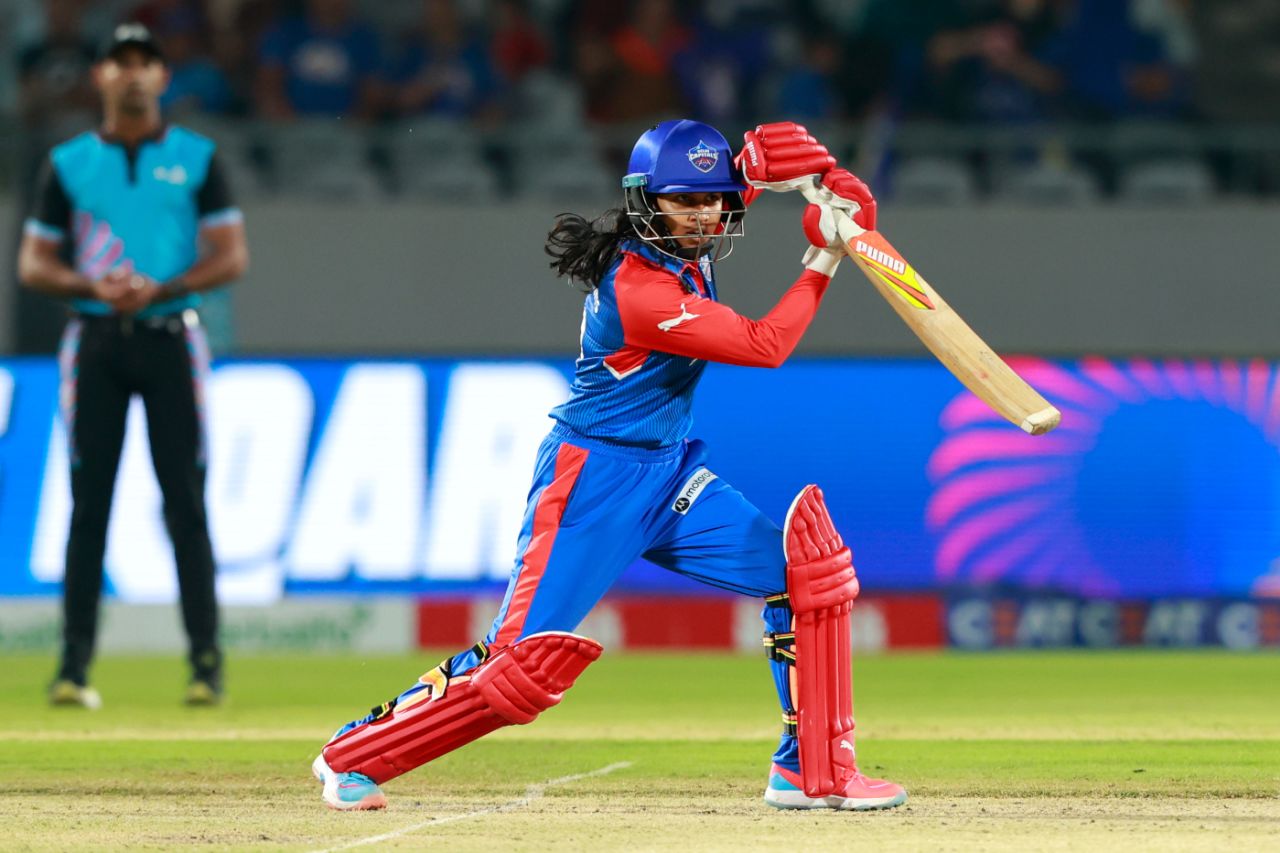 Niki Prasad guided Delhi Capitals late in the chase, Mumbai Indians vs Delhi Capitals, WPL 2025, Vadodara, February 15, 2025