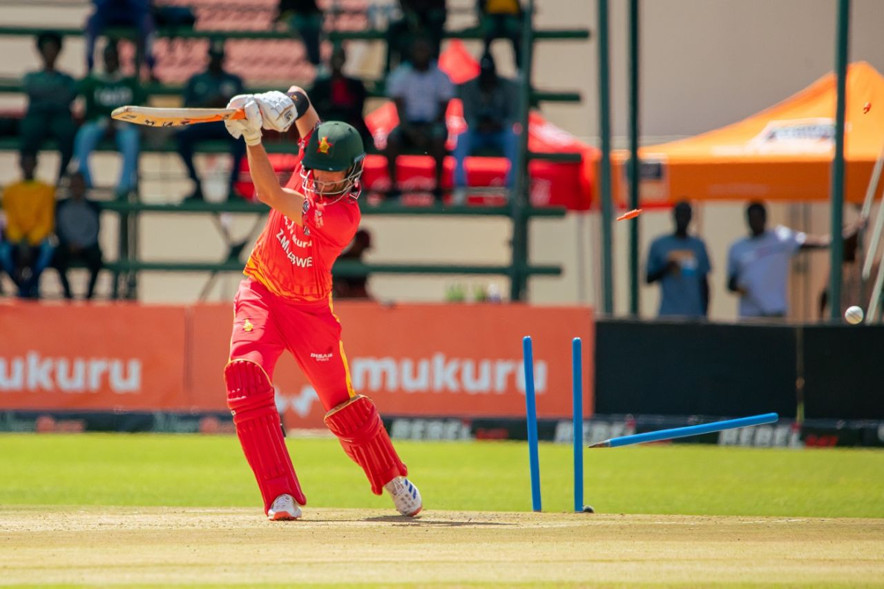 Craig Ervine loses his middle stump, Zimbabwe vs Ireland, 2nd ODI, Harare, February 16, 2025