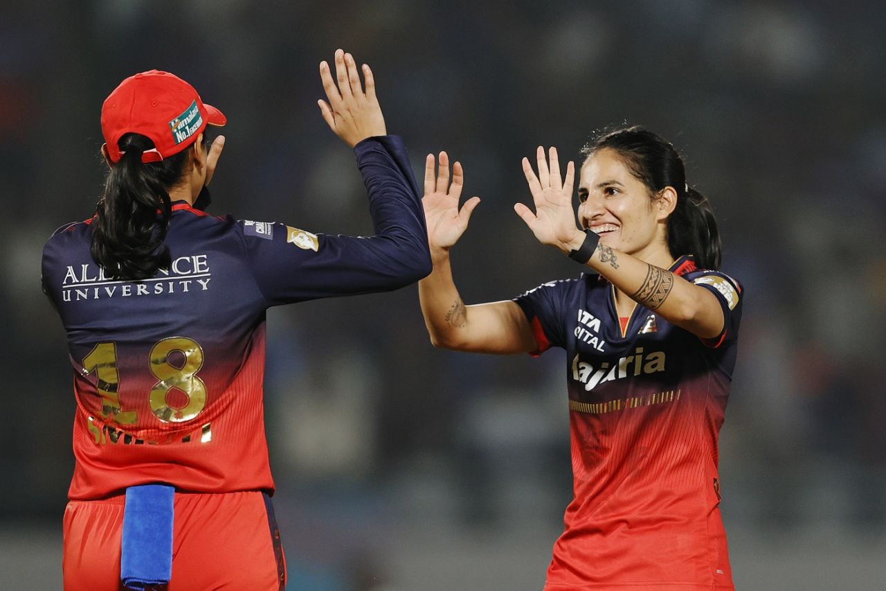 Renuka Singh took three wickets against Delhi Capitals | sportzpoint.com