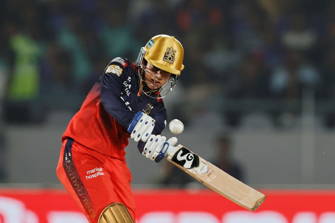 Smriti Mandhana drove RCB's rapid start, Delhi Capitals vs Royal Challengers Bengaluru, WPL 2025, Vadodara, February 17, 2025