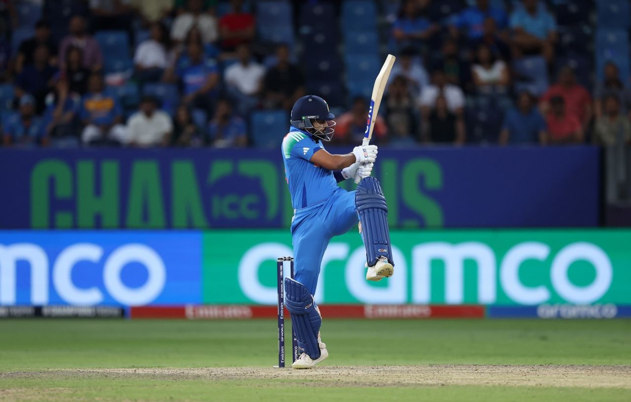 Shreyas Iyer plays a pull, Pakistan vs India, Dubai, Champions Trophy, February 23, 2025