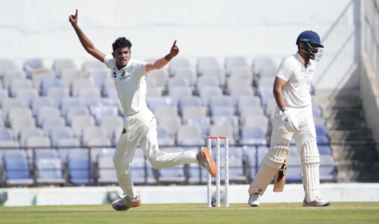 Eden Apple Tom celebrates the wicket of Dhruv Shorey, Vidarbha vs Kerala, Ranji Trophy 2024-25 final, day 1, Nagpur, February 26, 2025