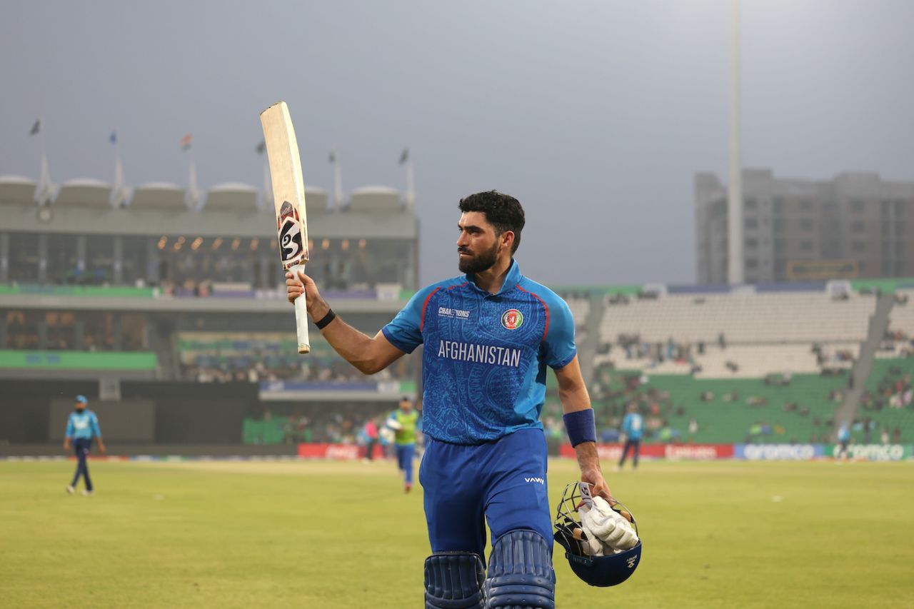 Ibrahim Zadran got a rousing reception from the Lahore crowd after his 146-ball 177 came to an end, Gaddafi Stadium, Lahore, ICC Champions Trophy, February 26, 2025
