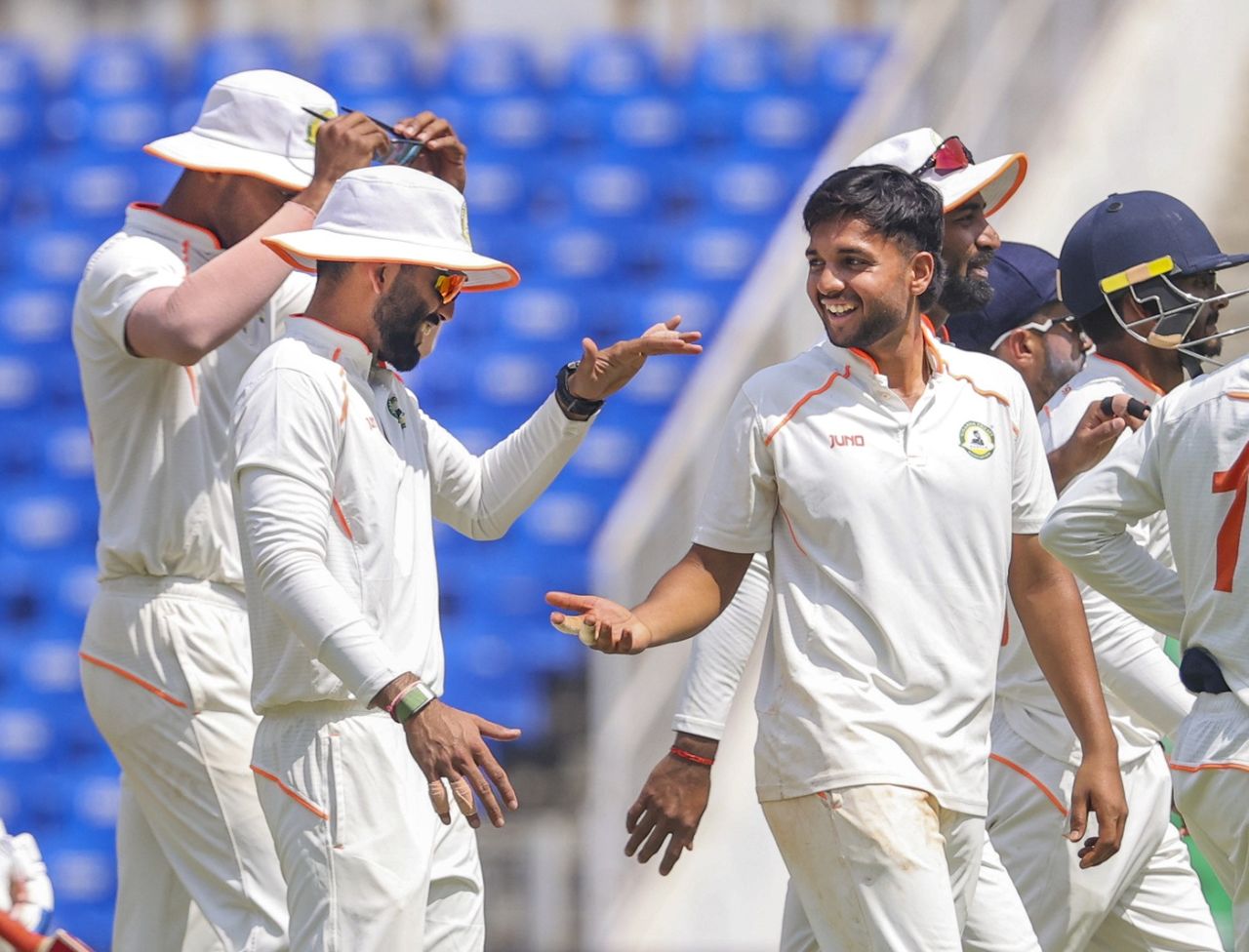 Harsh Dubey took the record of most wickets in a Ranji season, Kerala vs Vidarbha, Ranji Trophy final, Nagpur, 3rd day, February 28, 2025
