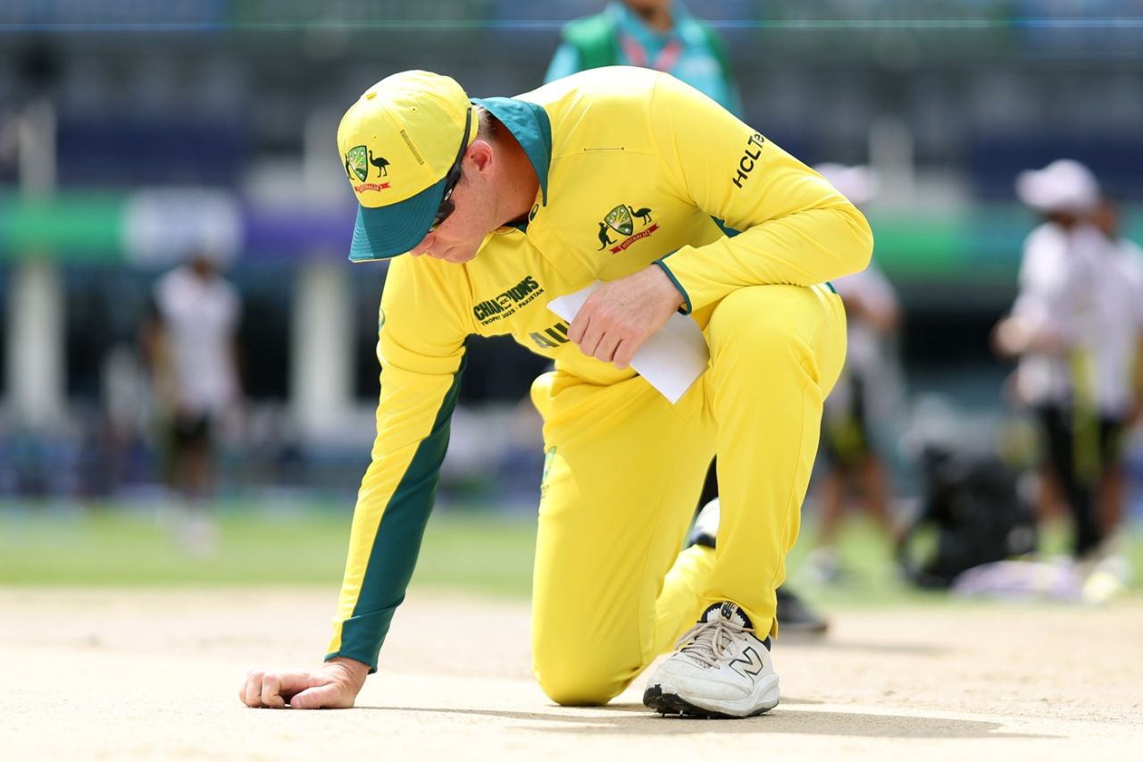 Steven Smith inspects the pitch, Australia vs India, 1st semi-final, Dubai, Champions Trophy, March 4, 2025