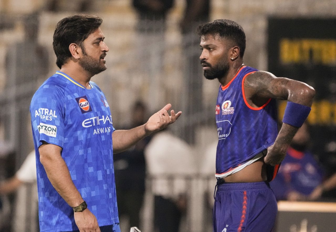 MS Dhoni has a chat with Hardik Pandya, Chennai, March 22, 2025