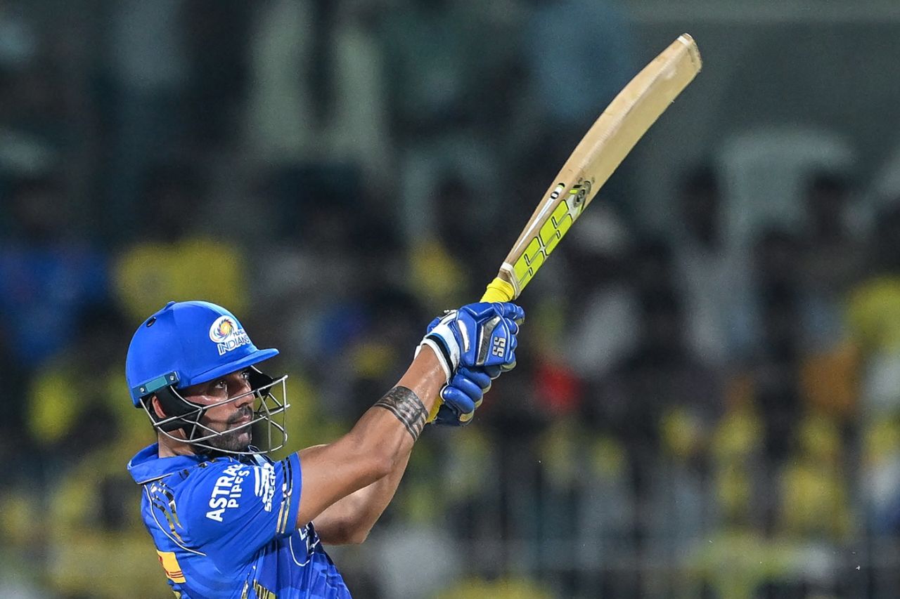 Deepak Chahar slogs the ball over the leg side, Chennai Super Kings vs Mumbai Indians, IPL 2025, Chennai, March 23, 2025