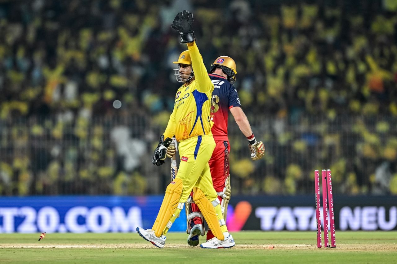 MS Dhoni's quickfire stumping sent Phil Salt back, Chennai Super Kings vs Royal Challengers Bengaluru, IPL 2025, Chennai, March 28, 2025