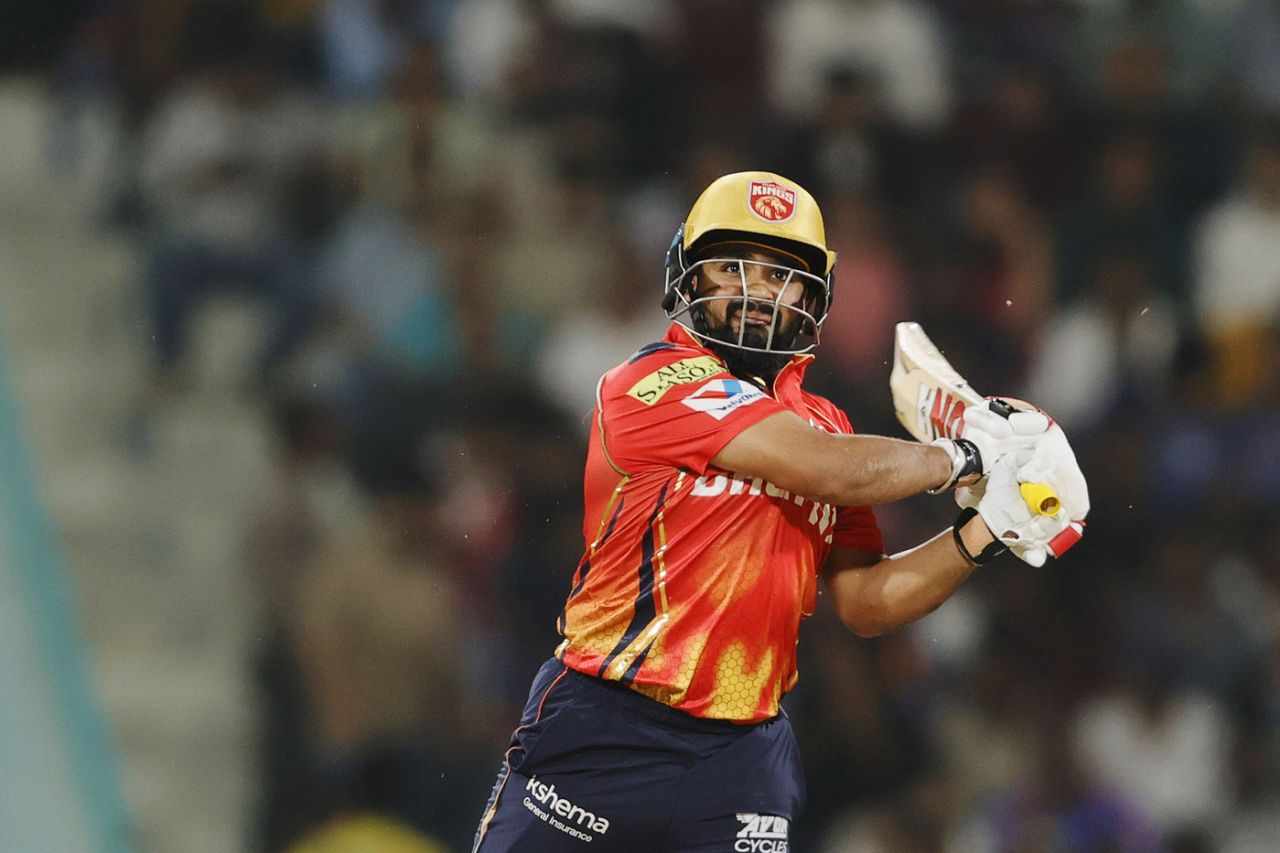 Prabhsimran got a six over wide long-off with a tennis-forearm style shot, Lucknow Super Giants vs Punjab Kings, IPL, Lucknow, April 1, 2025