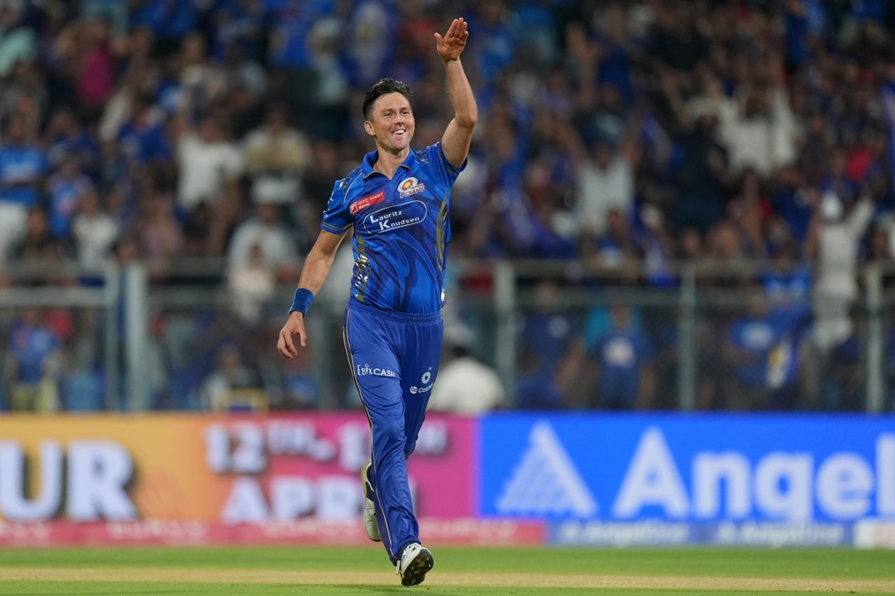 Trent Boult castled Phil Salt in the first over, Mumbai Indians vs Royal Challengers Bengaluru, IPL 2025, Wankhede, April 7, 2025