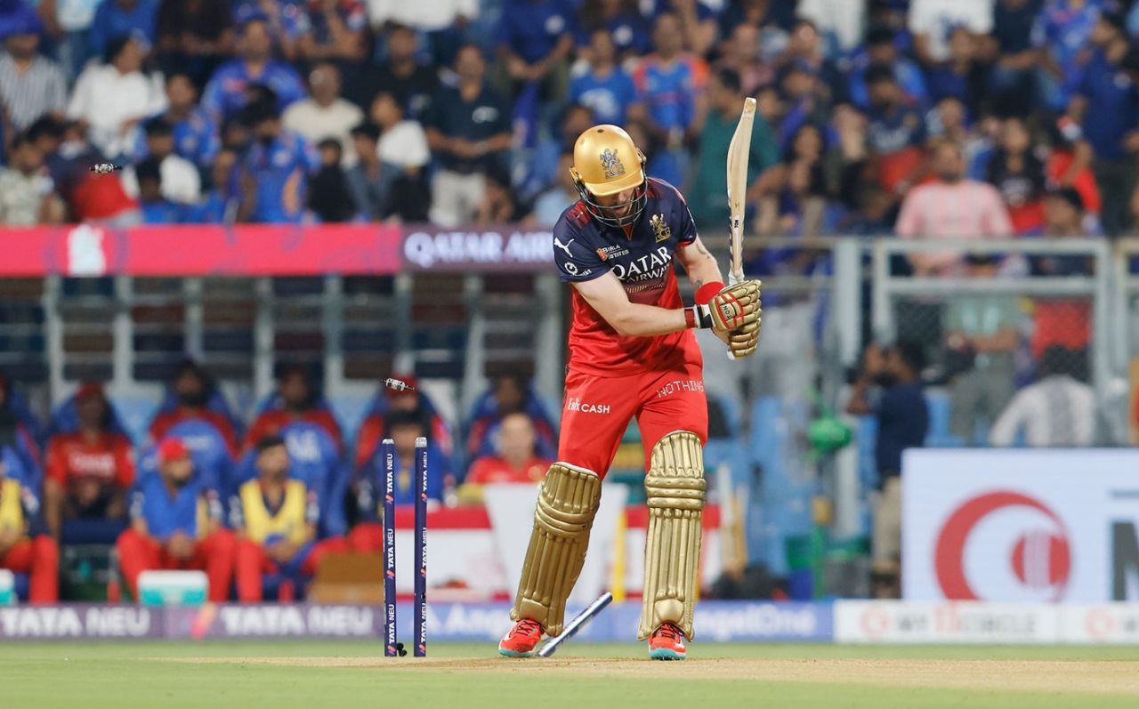 Phil Salt was bowled by Trent Boult for 4, Mumbai Indians vs Royal Challengers Bengaluru, IPL 2025, Wankhede, April 7, 2025