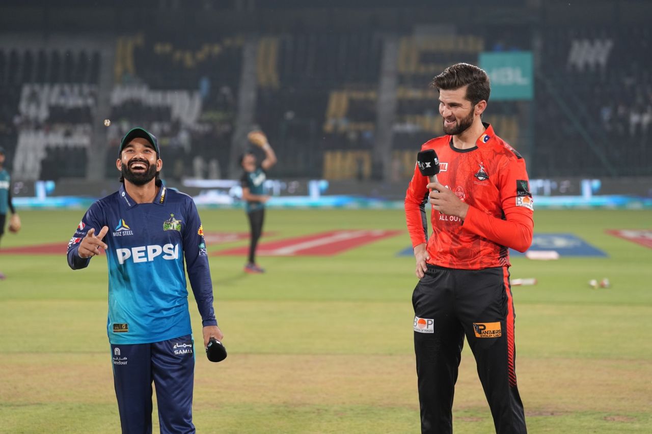 Mohammad Rizwan and Shaheen Shah Afridi have some fun at the toss, Multan Sultans vs Lahore Qalandars, PSL, Multan, April 22, 2025