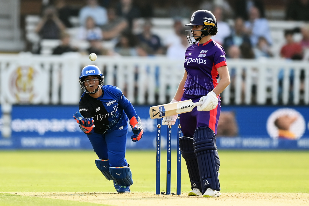 Richa Ghosh dives to take a catch to dismiss Alice Davidson-Richards, London Spirit vs Northern Superchargers, Women's Hundred, Lord's, August 18, 2023