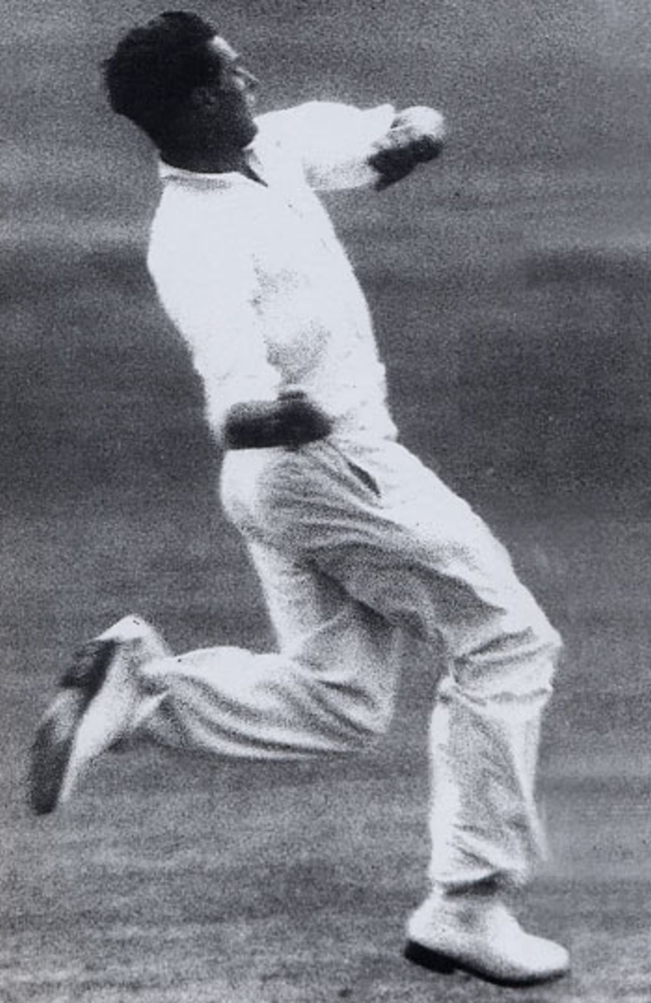 Ken Farnes in action, 1935