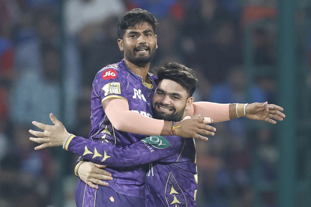 Anukul Roy celebrates a wicket with Rinku Singh, Delhi Capitals vs Kolkata Knight Riders, IPL 2025, Delhi, April 29, 2025