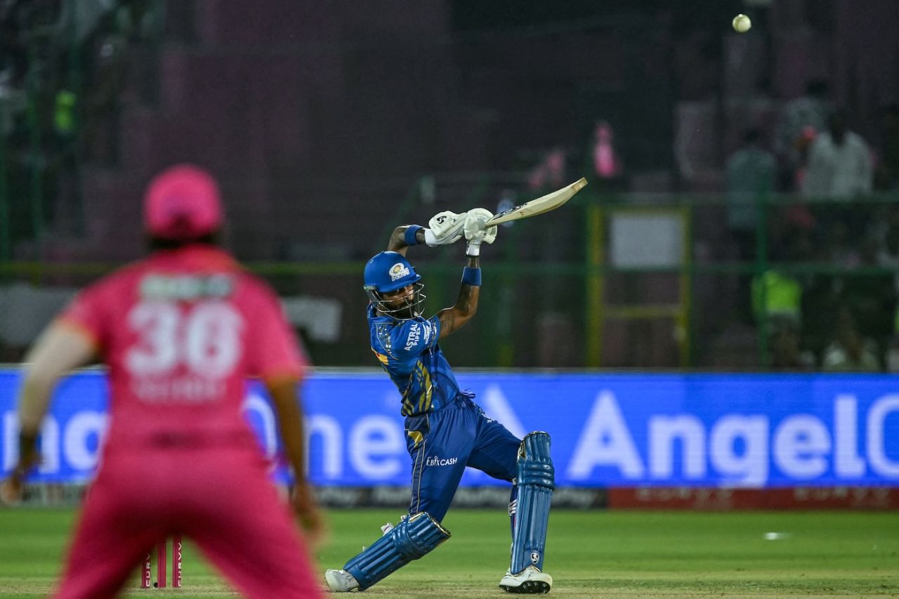 Hardik Pandya belted some big hits in the end, Rajasthan Royals vs Mumbai Indians, IPL 2025, Jaipur, May 1, 2025