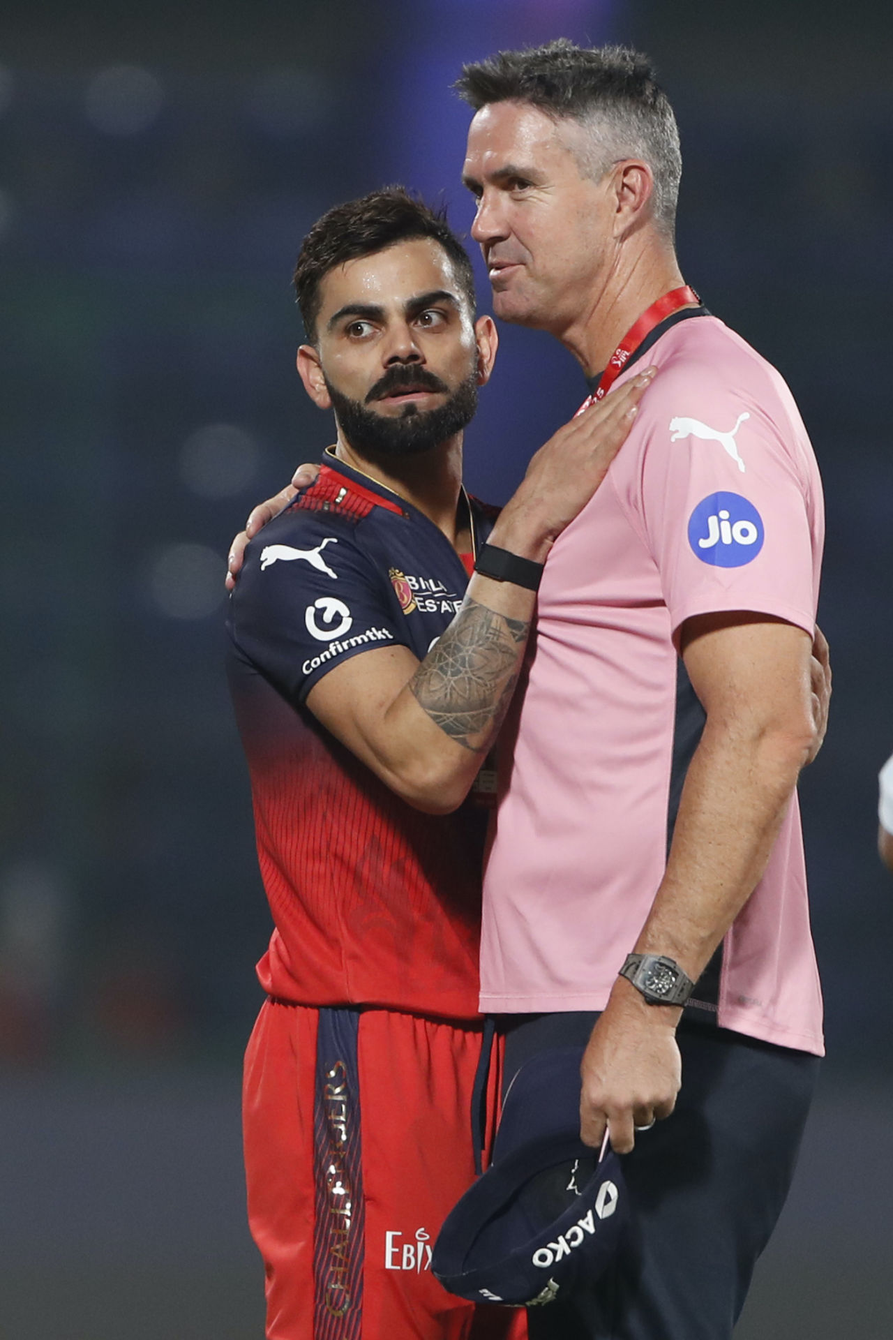 Virat Kohli and Kevin Pietersen greet each other with a hug Delhi Capitals vs Royal Challengers Bengaluru, IPL 2025, Delhi, April 27, 2025