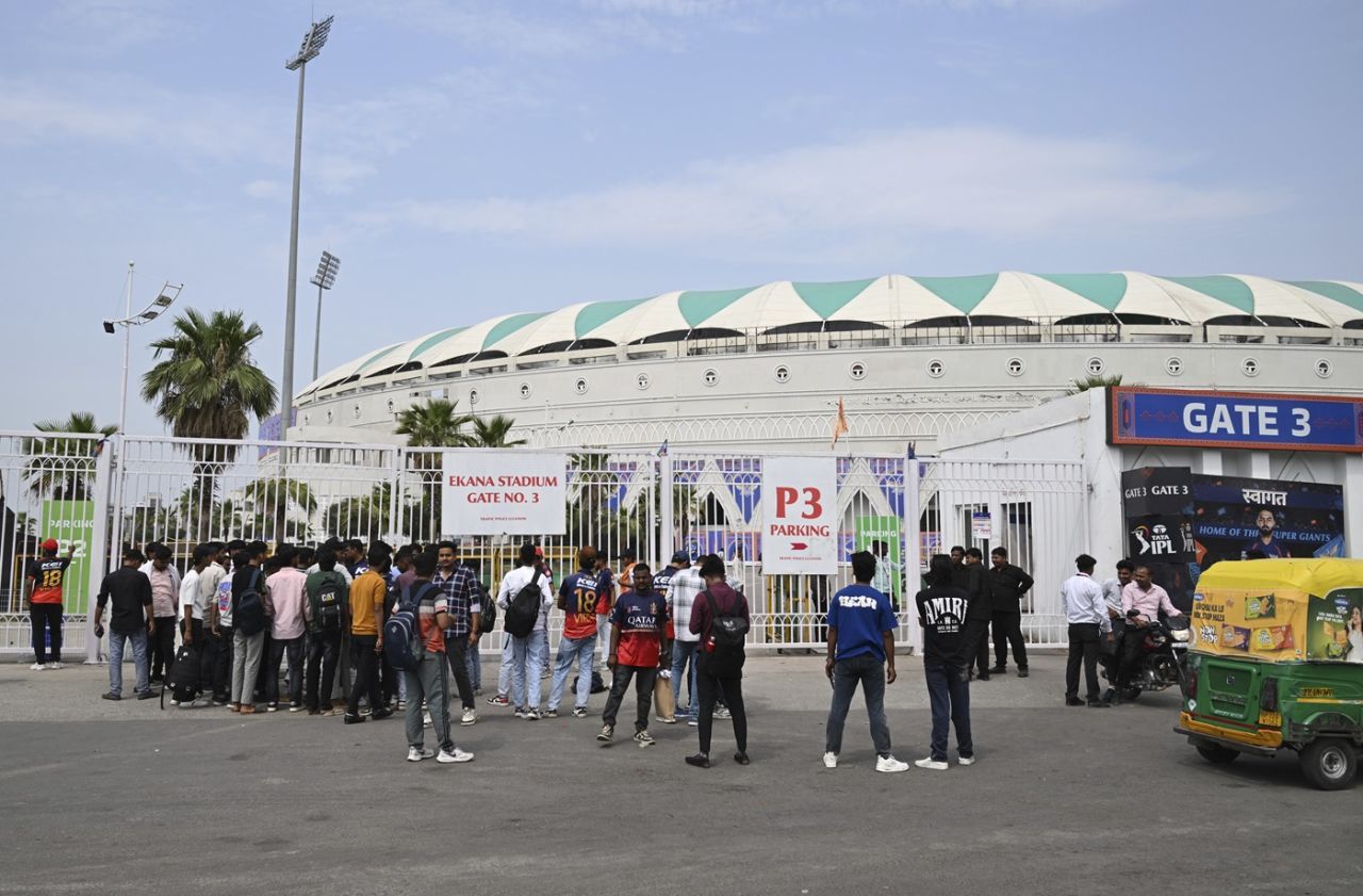Fans gather outside the Ekana Stadium, Lucknow, May 9, 2025