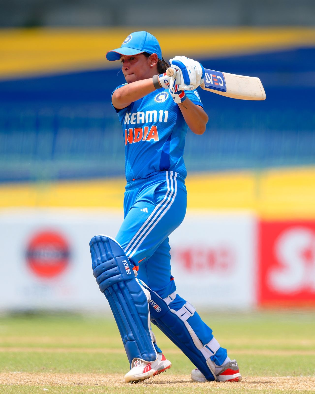 Harmanpreet Kaur struck a 30-ball 41, India vs Sri Lanka, women's tri-series, final, Colombo, May 11, 2025