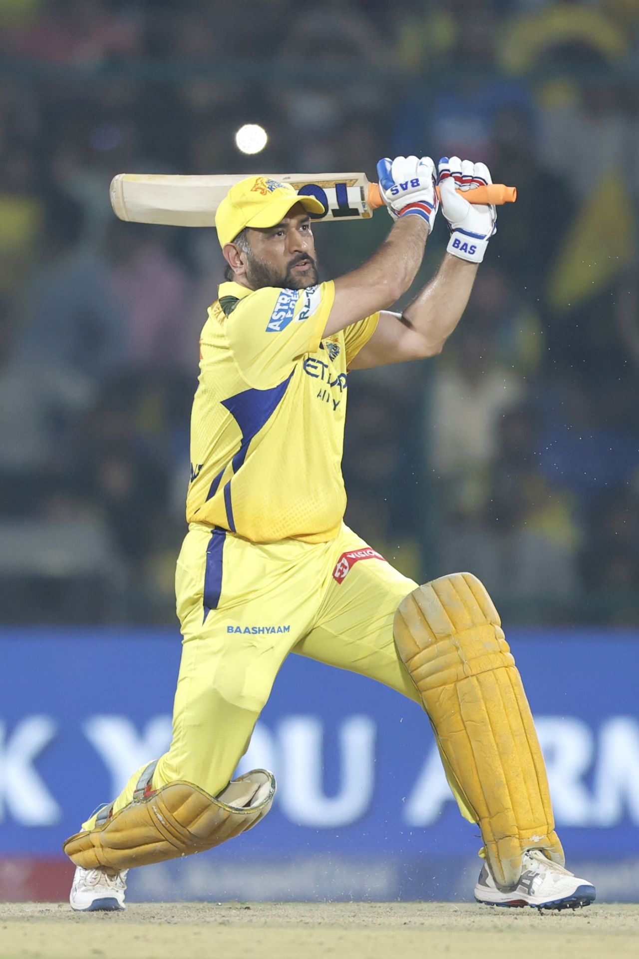 MS Dhoni went straight down the ground against Riyan Parag, Chennai Super Kings vs Rajasthan Royals, IPL 2025, Delhi, May 20, 2025