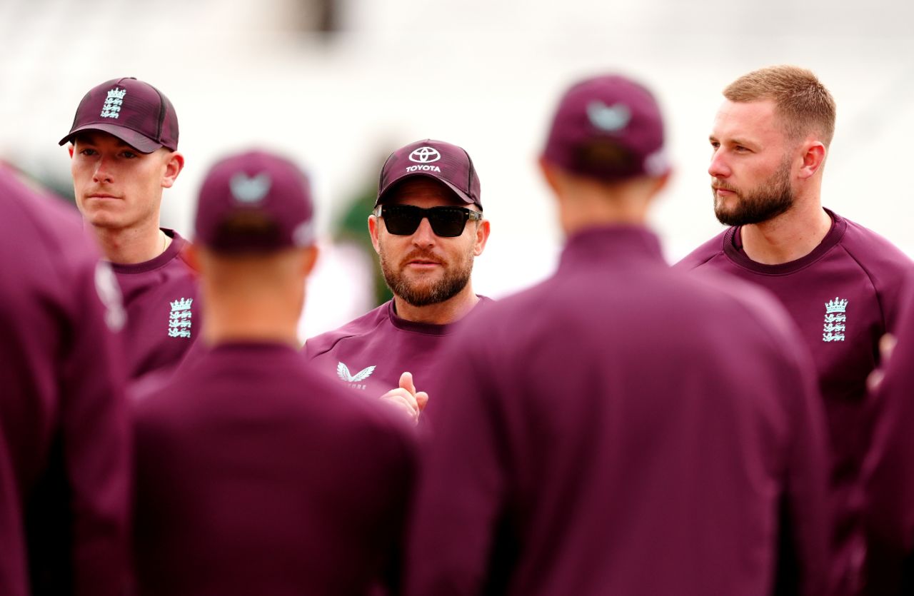 Brendon McCullum looks on in the England team huddle, England vs Zimbabwe, Trent Bridge, 1st day, May 22, 2025