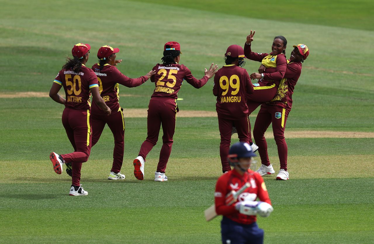 Zaida James struck with the first ball of the innings, England vs West Indies, 3rd women's T20I, Chelmsford, May 26, 2025