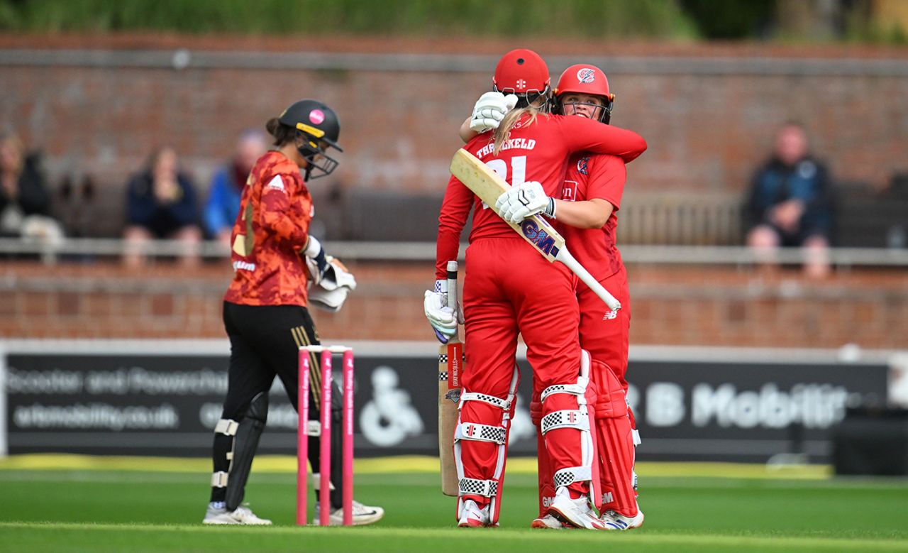 Eleanor Threlkeld and Seren Smale sealed the chase, Lancashire vs The Blaze, T20 Women's County Cup, Taunton, May 26, 2025