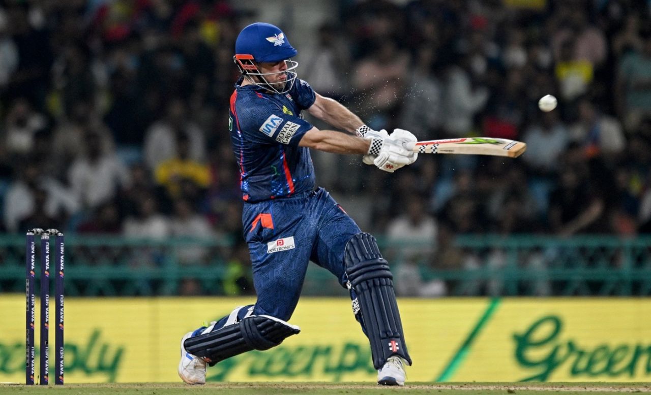 Mitchell Marsh heaves the ball into the leg side, Lucknow Super Giants vs Royal Challengers Bengaluru, IPL 2025, Lucknow, May 27, 2025